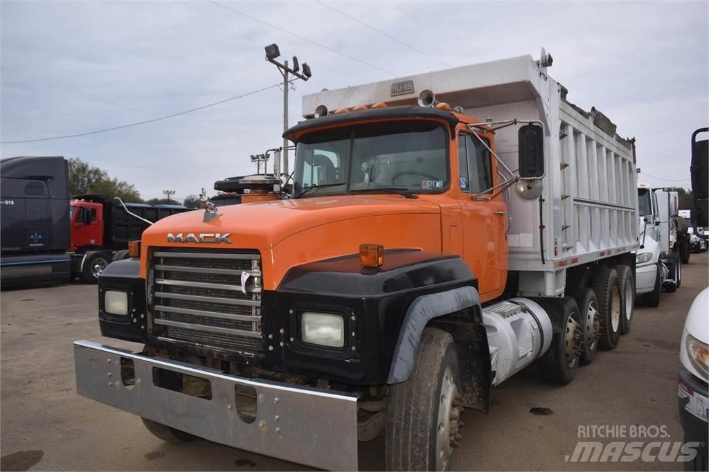 Mack RD688S Tipper trucks