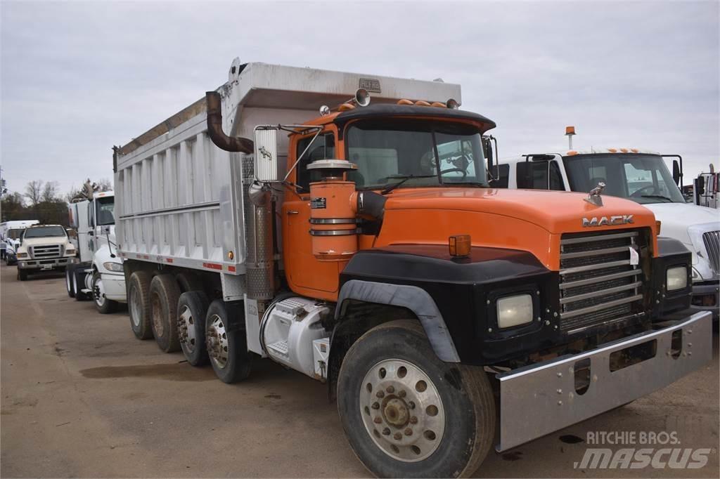 Mack RD688S Tipper trucks