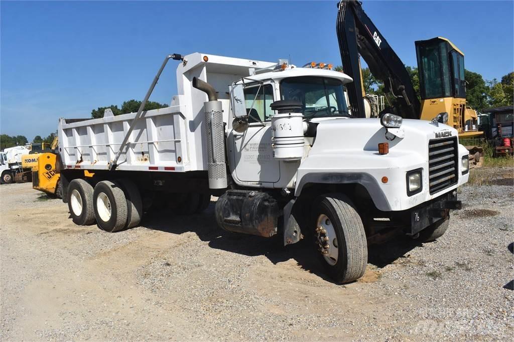 Mack RD690S Tipper trucks