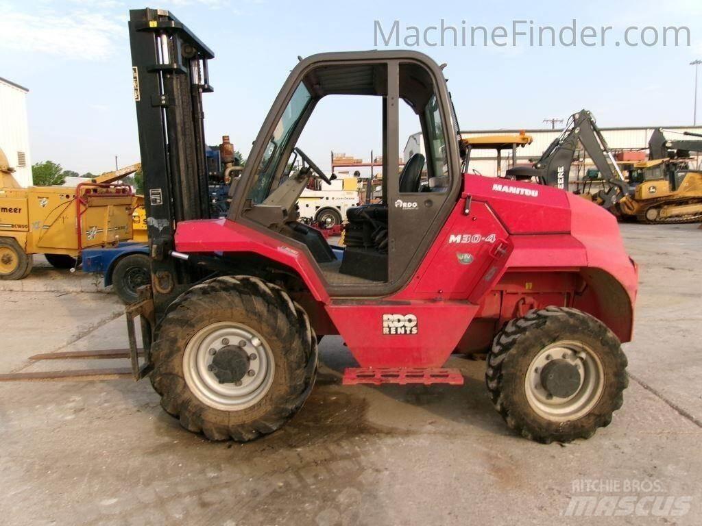 Manitou M30.4 Rough terrain truck
