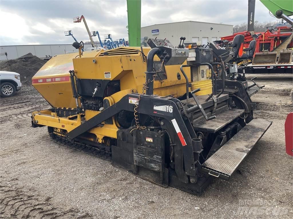 Mauldin 1750C Asphalt pavers