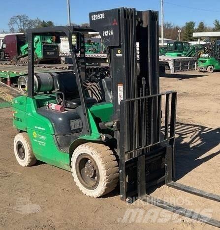 Mitsubishi FG30N Other
