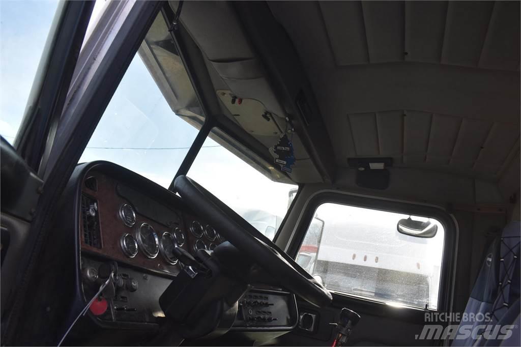Peterbilt 357 Tipper trucks