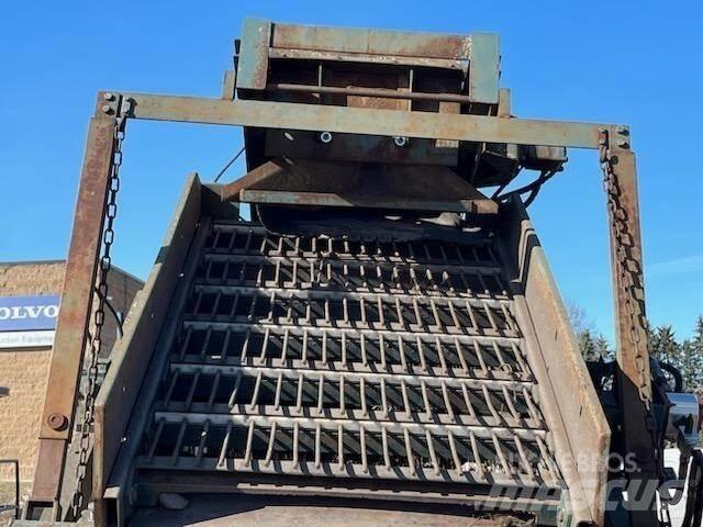 Powerscreen MARK II Screeners