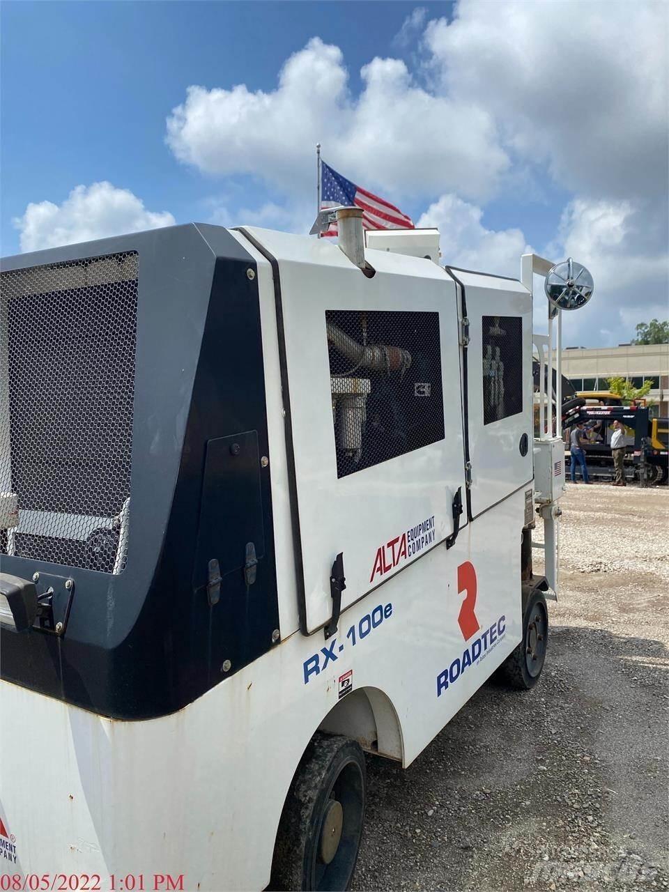 Roadtec RX100 Asphalt cold milling machines