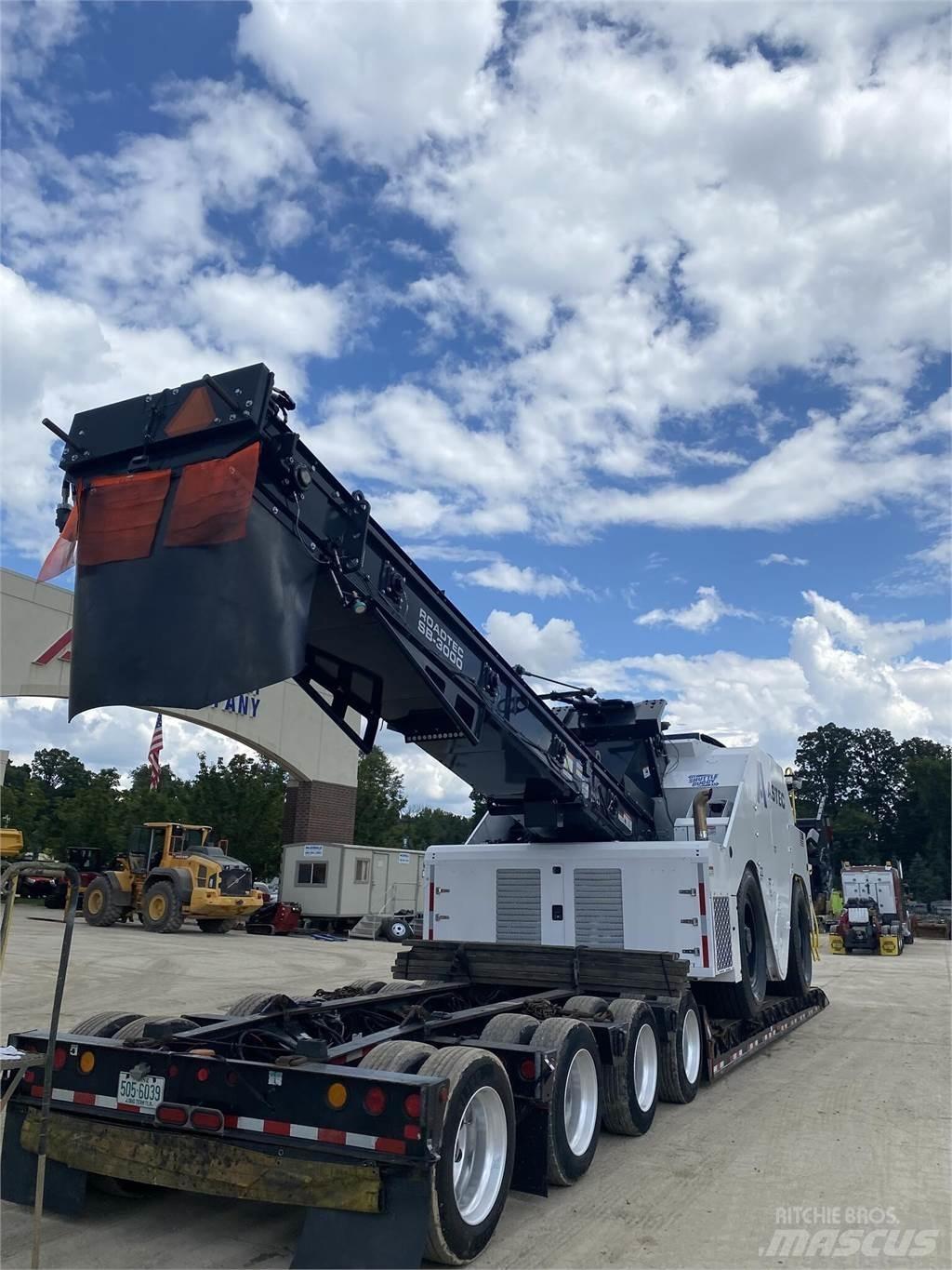 Roadtec SB3000 Material transport vehicles