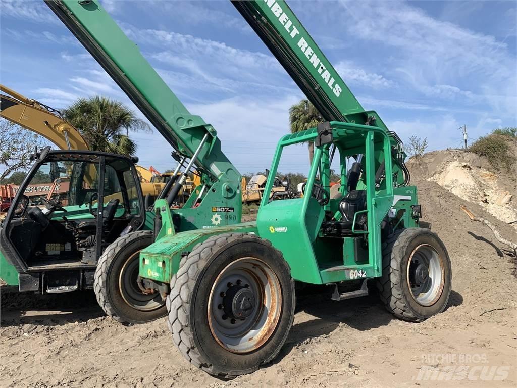 SkyTrak 6042 Telescopic handlers