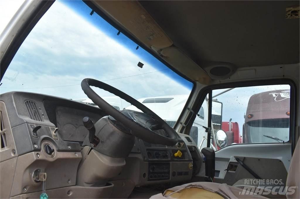 Sterling L7500 Tipper trucks