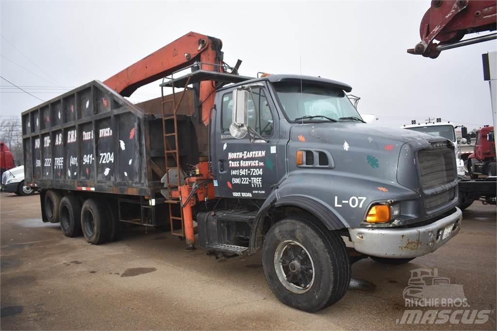 Sterling L9500 Truck mounted cranes