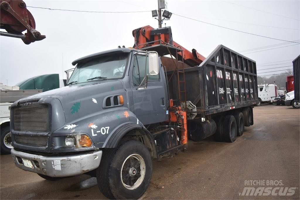 Sterling L9500 Truck mounted cranes