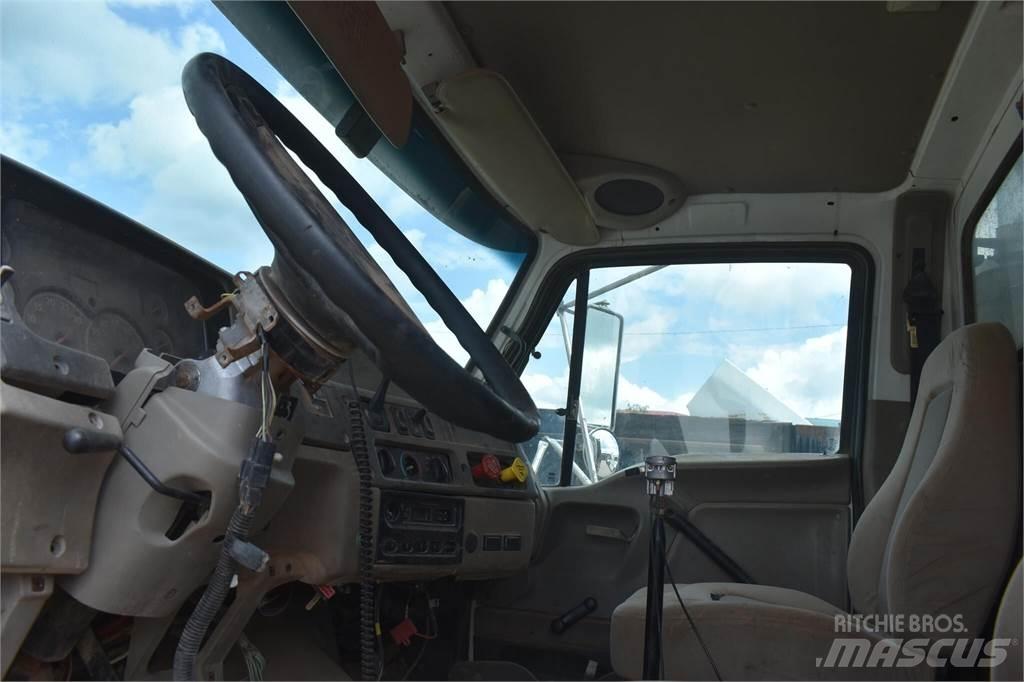 Sterling L9500 Tipper trucks