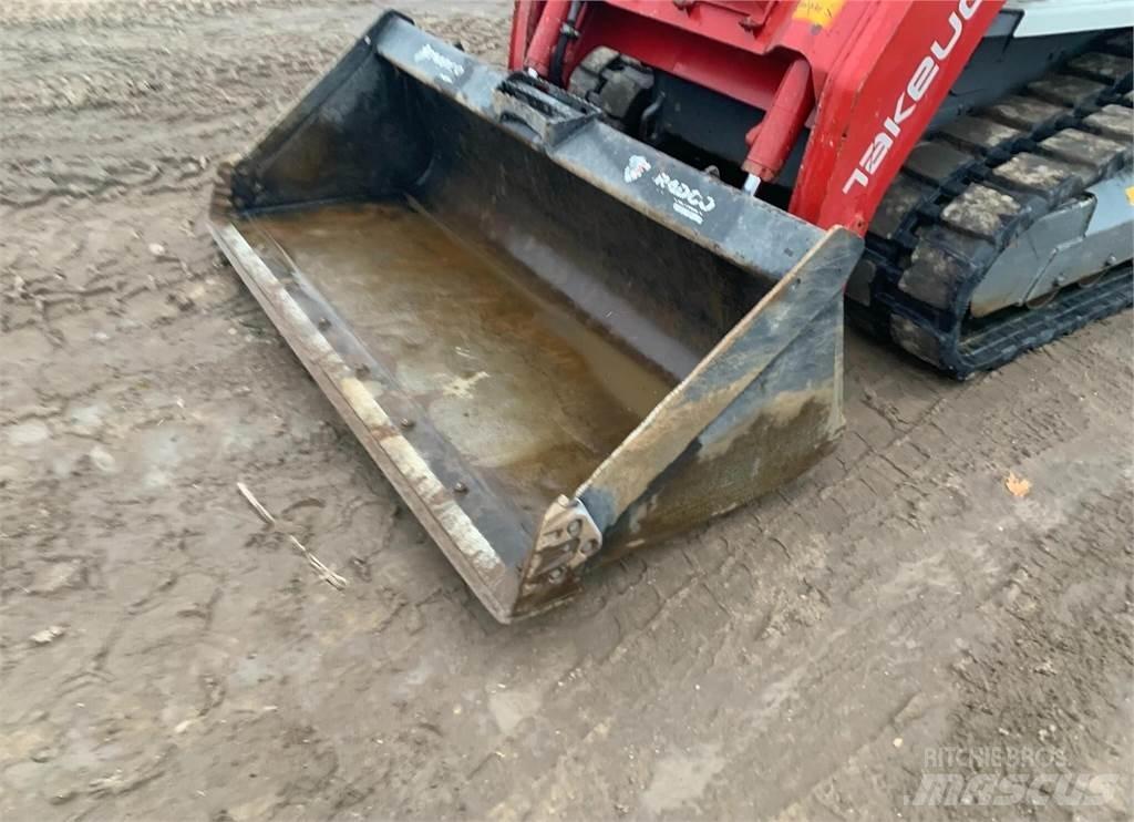 Takeuchi TL10V2 Skid steer loaders