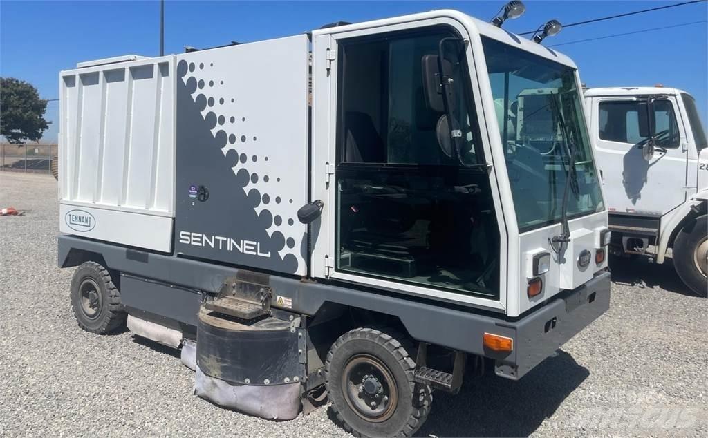 Tennant SENTINEL Sweepers