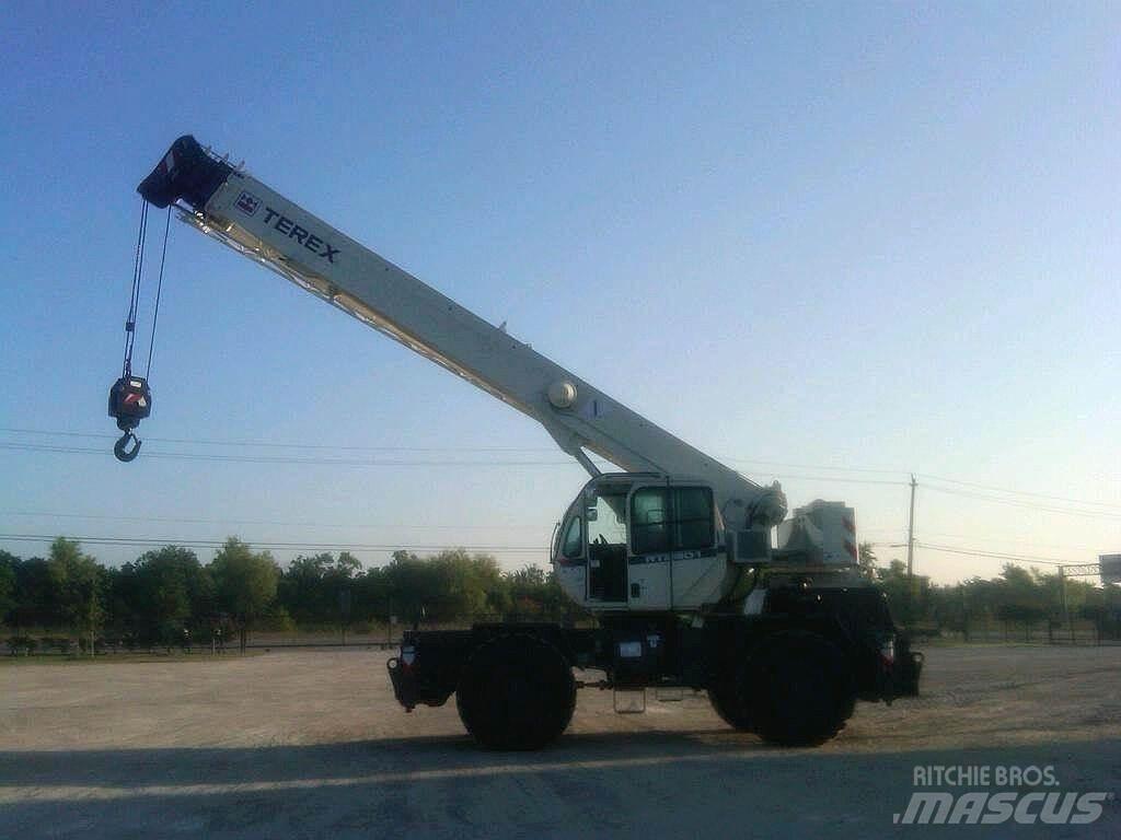 Terex RT230-1 Rough terrain cranes