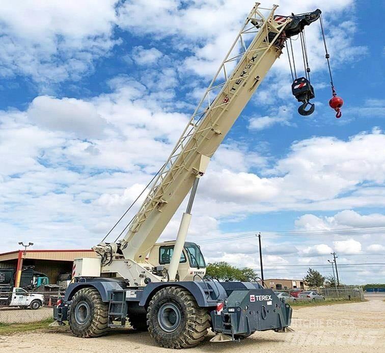 Terex RT670-1 Rough terrain cranes
