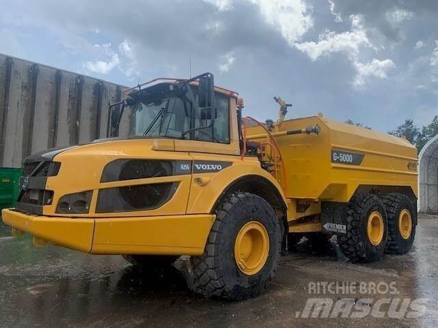 Volvo A25G Water bowser