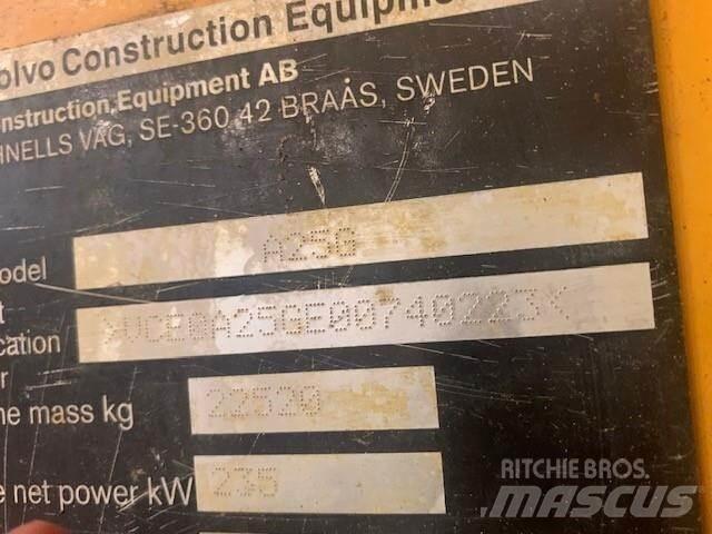 Volvo A25G Water bowser