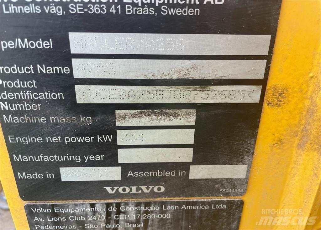 Volvo A25G Articulated Haulers
