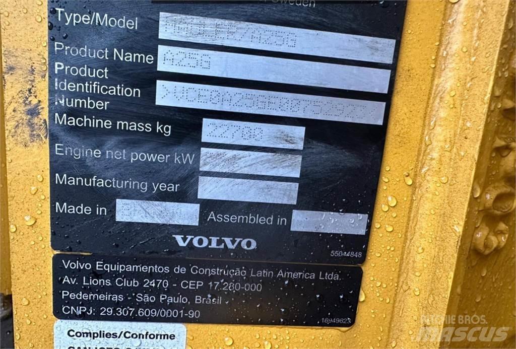 Volvo A25G Articulated Haulers
