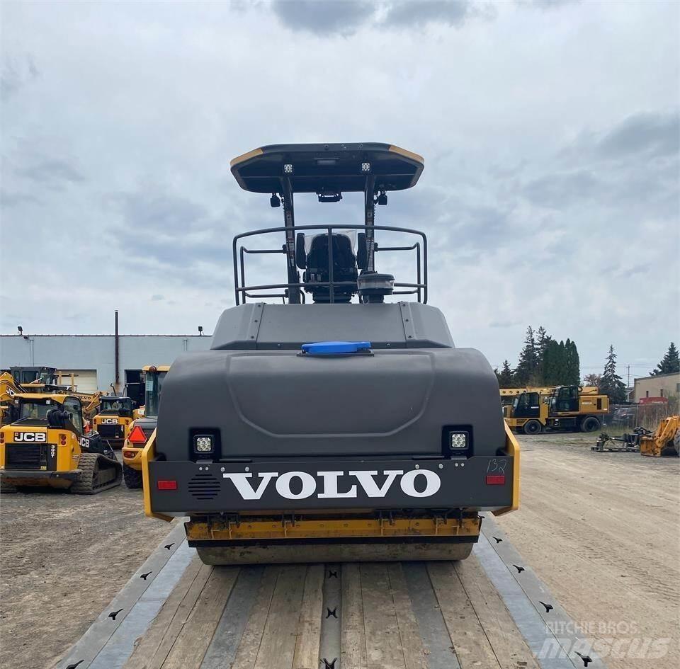 Volvo DD110C Twin drum rollers