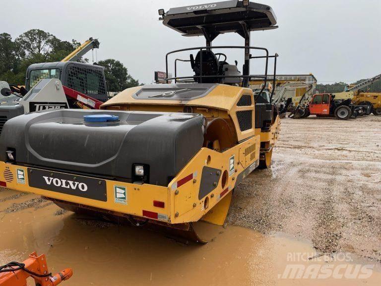 Volvo DD120B Twin drum rollers