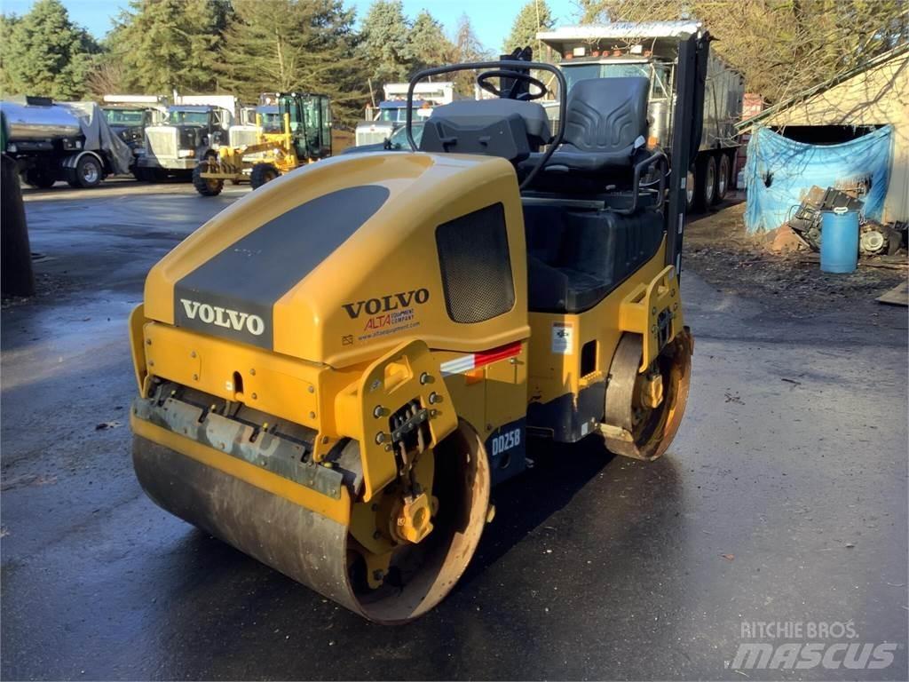 Volvo DD25B Twin drum rollers