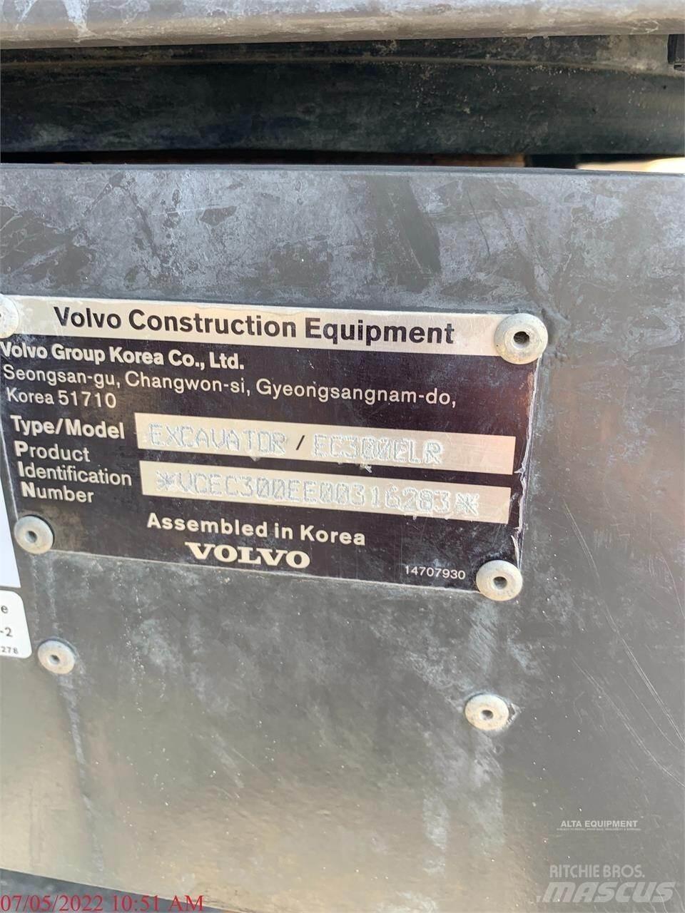 Volvo EC300E LR Crawler excavators