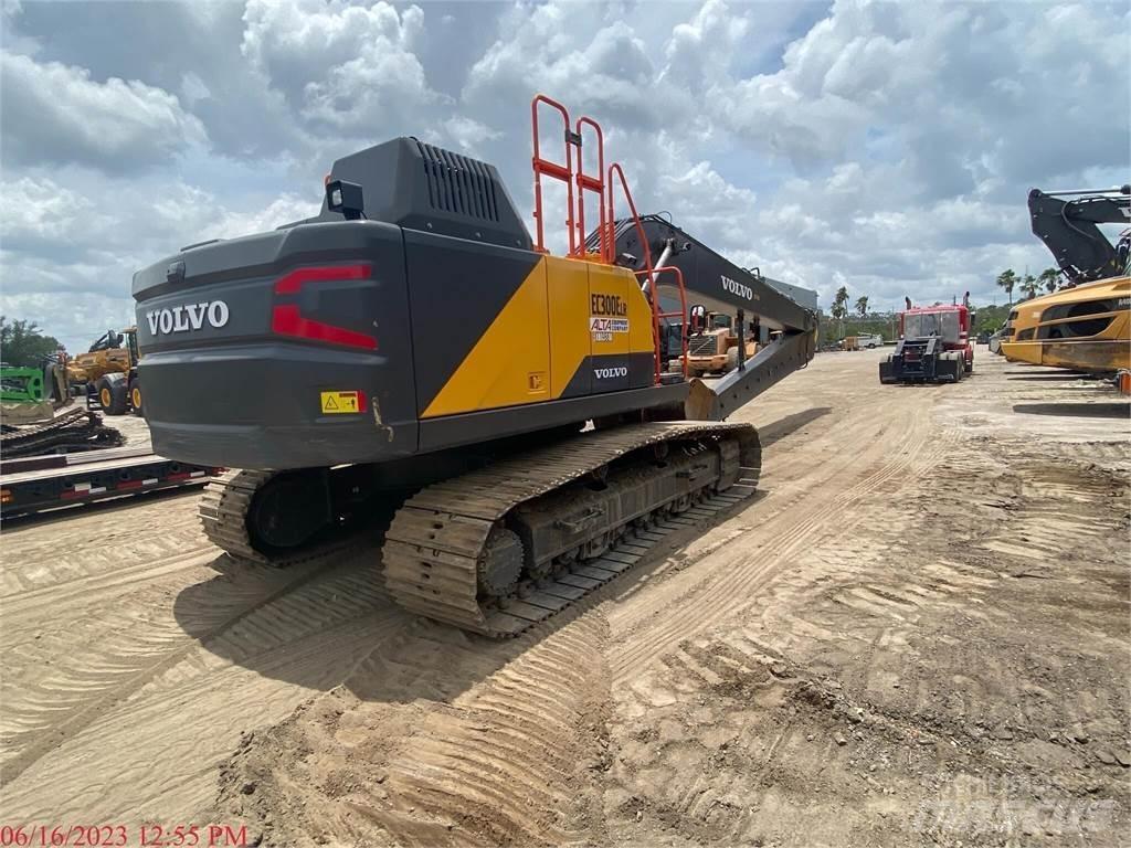 Volvo EC300E LR Crawler excavators