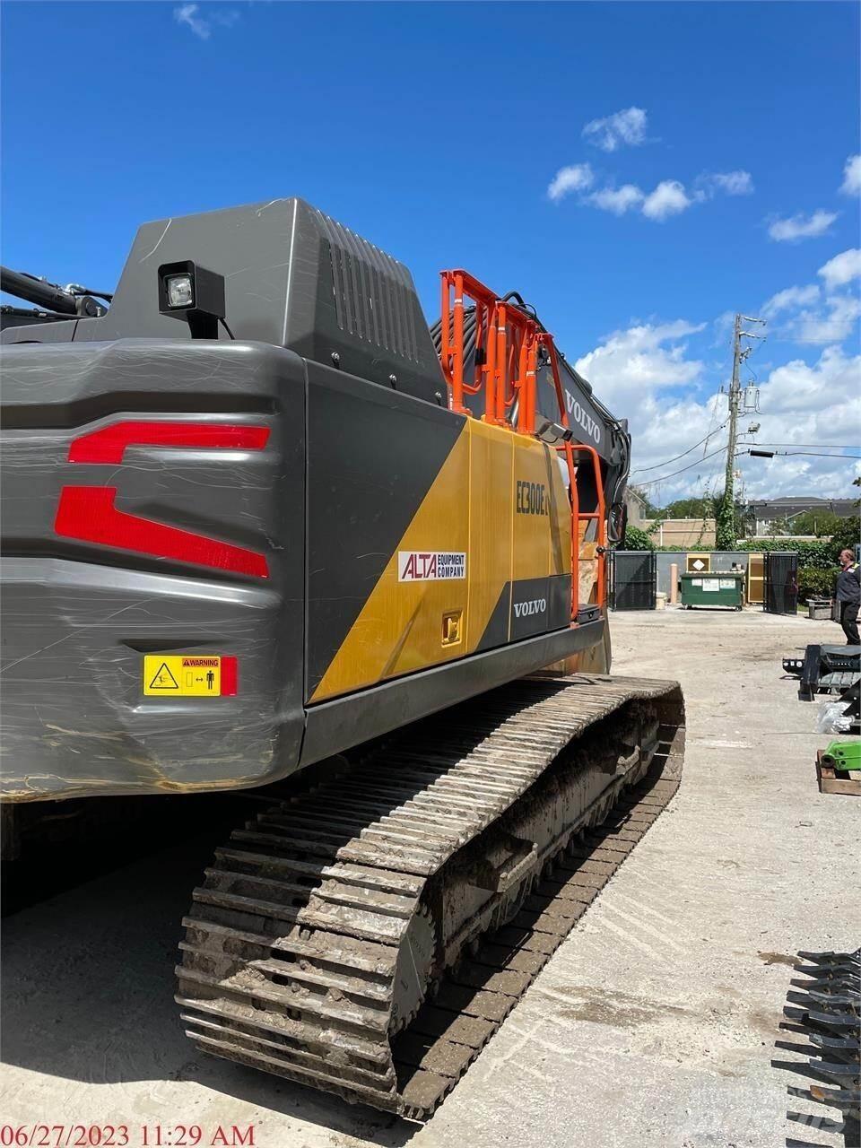 Volvo EC300EL Crawler excavators