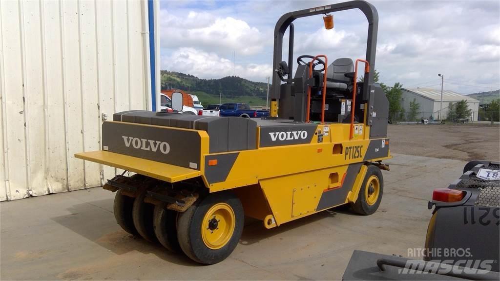 Volvo PT125C Pneumatic tired rollers