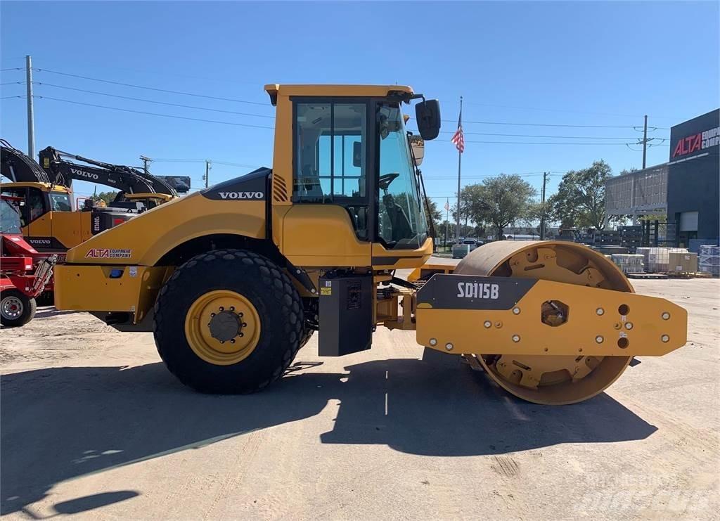 Volvo SD115B Twin drum rollers