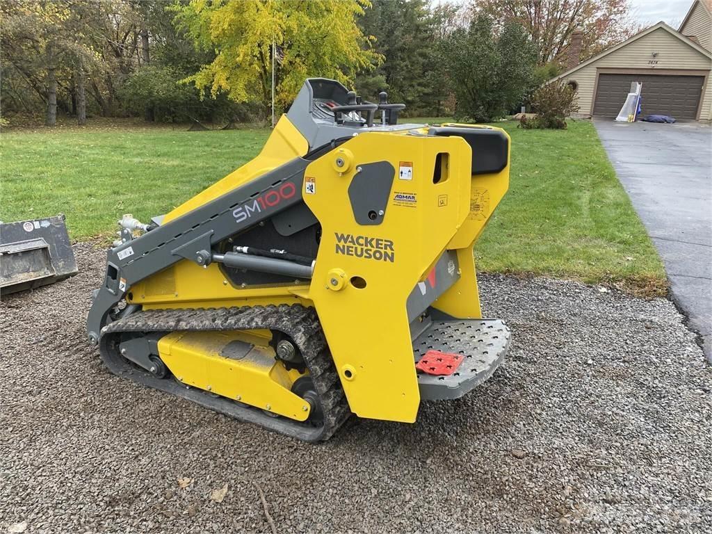 Wacker Neuson SM100 Skid steer loaders