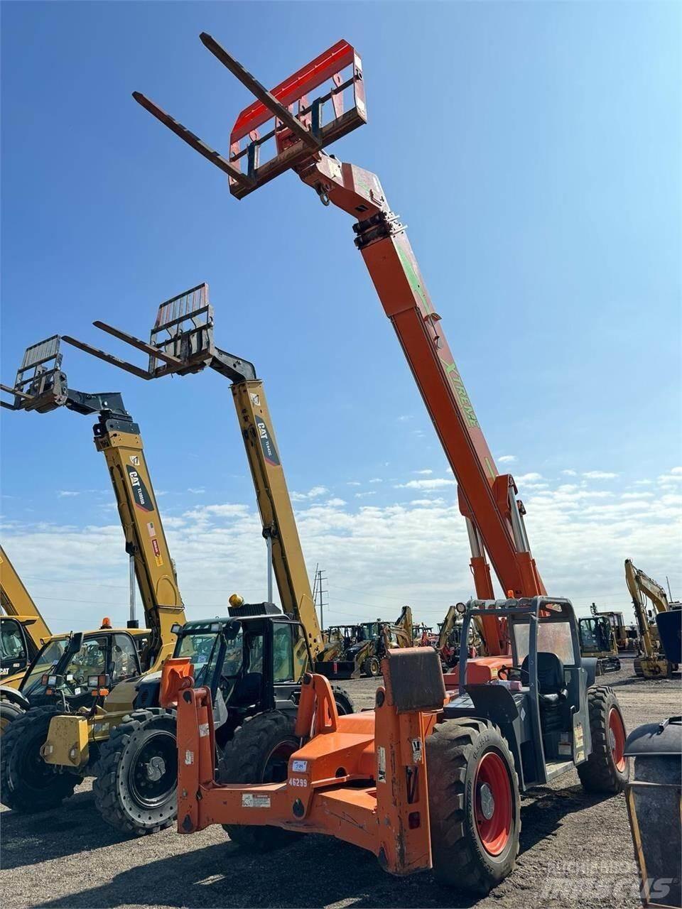 Xtreme MFG XRM1254 Telescopic handlers