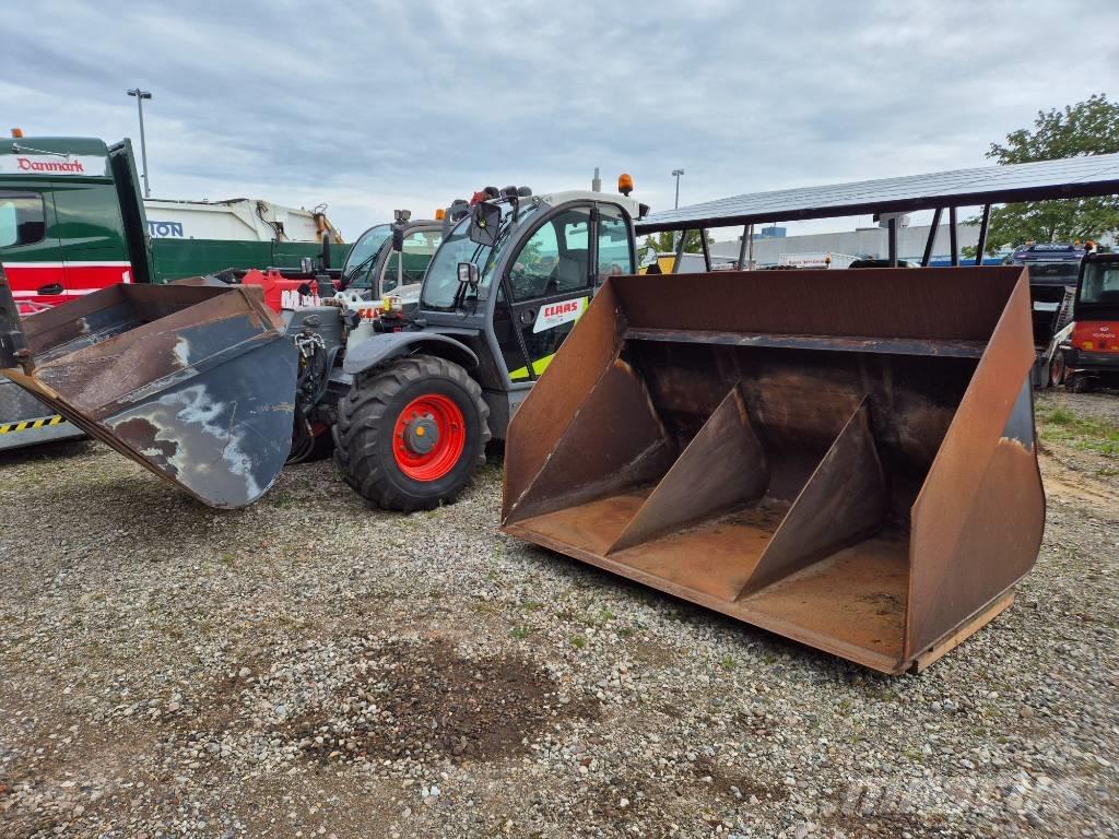 CLAAS Scorpion 7044 Telehandlers