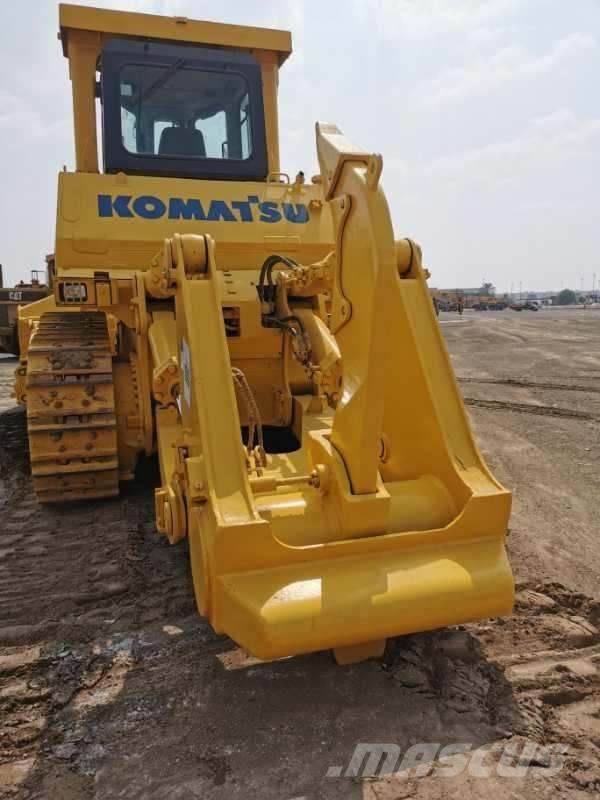 Komatsu d375a Crawler dozers