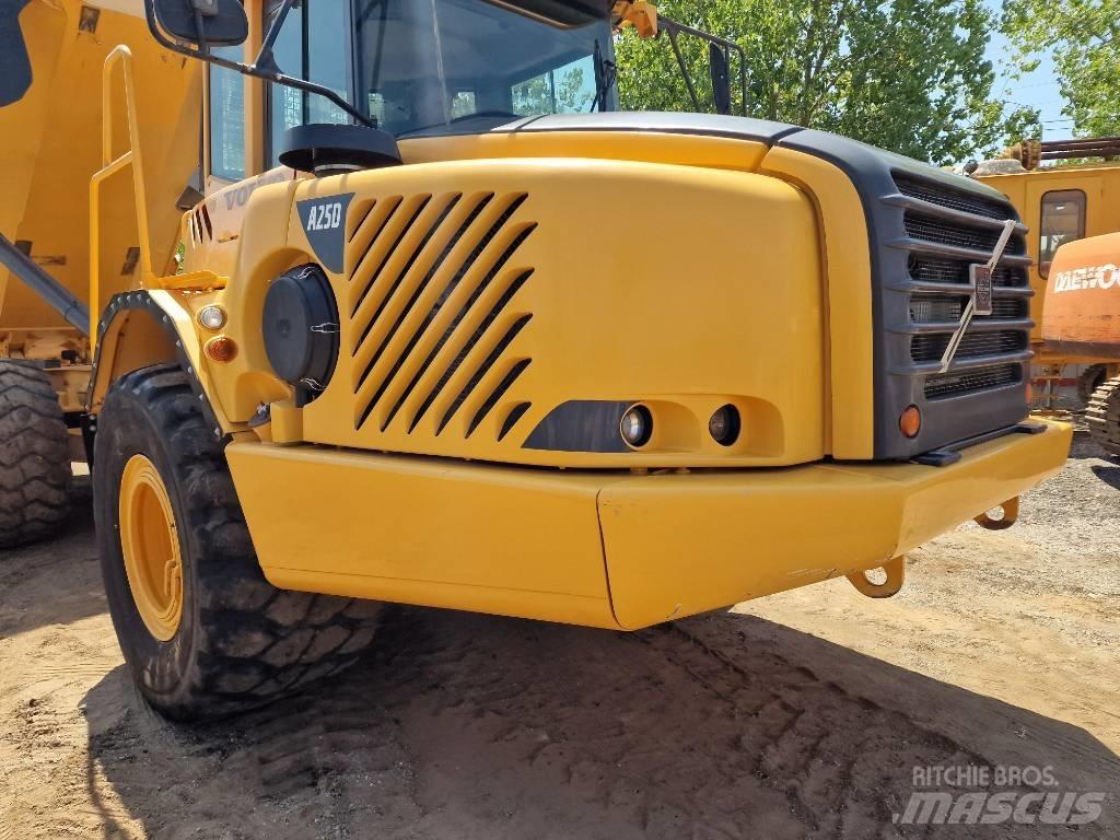 Volvo A 25 D Articulated Haulers
