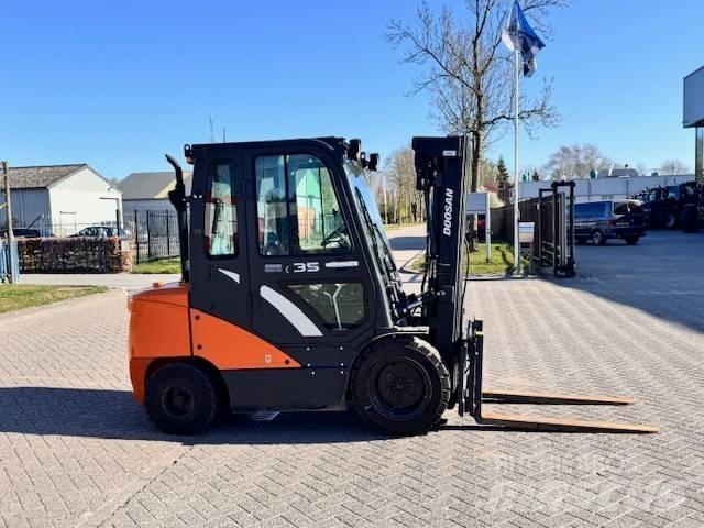 Doosan D35c Pro-7 Diesel trucks