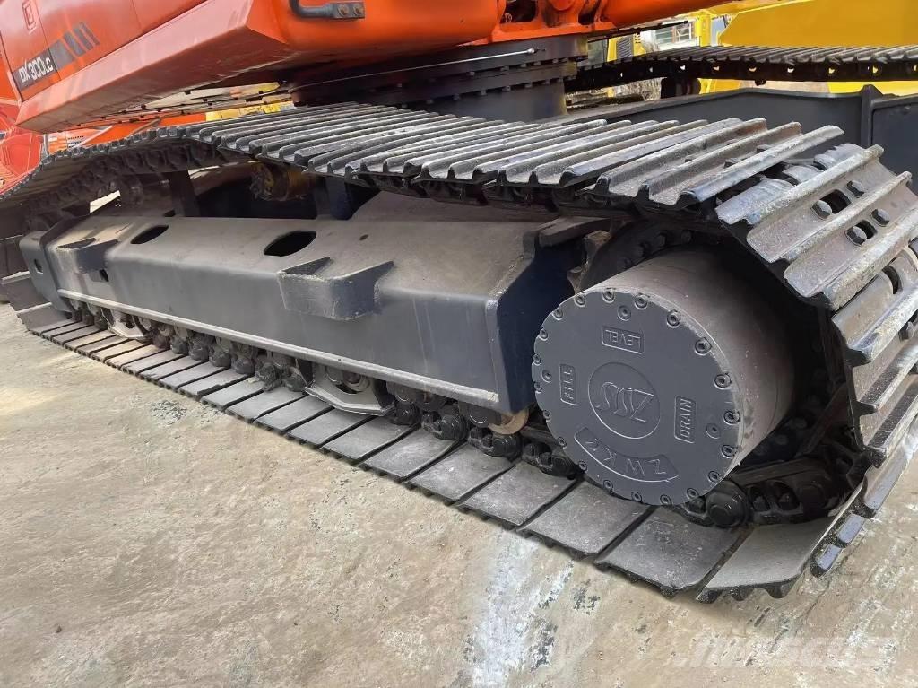 Doosan DX300LC Crawler excavators