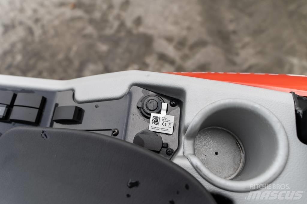 Manitou MLA 3-25H Mini loaders