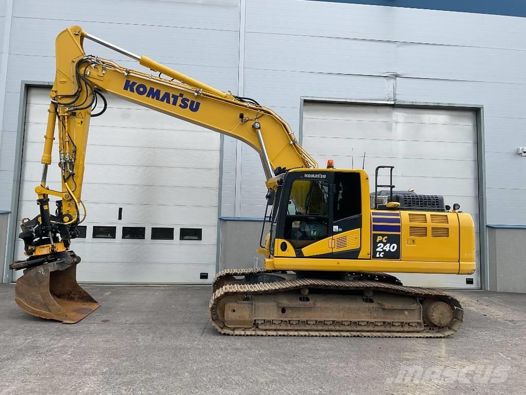 Komatsu PC240LC-11 Crawler excavators