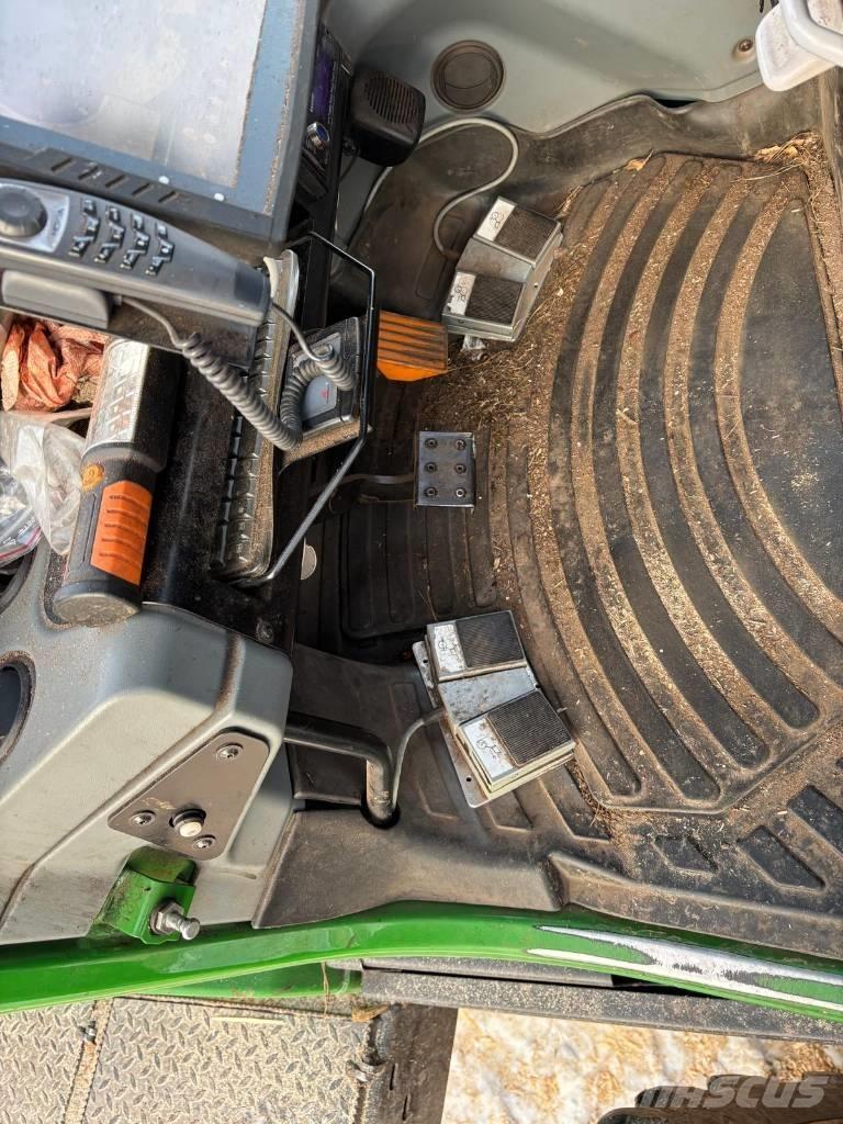 Bruks 805.2 STC Wood chippers