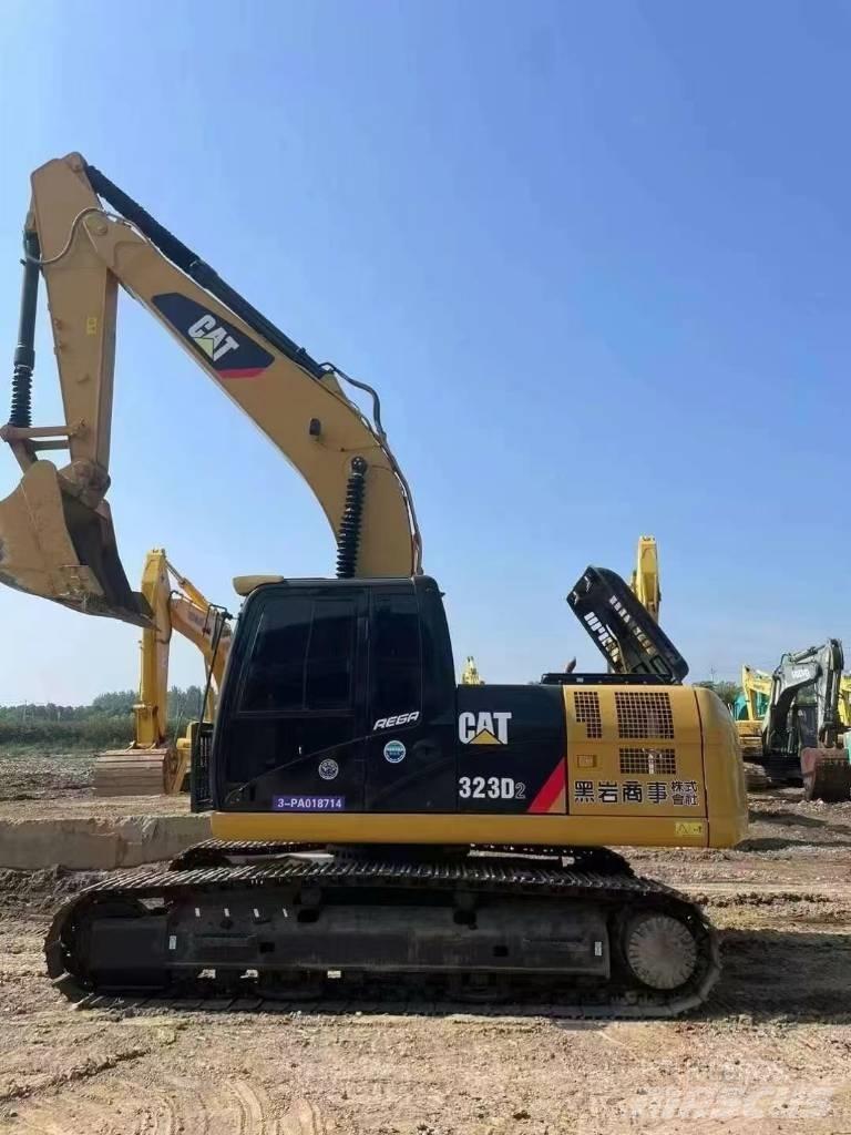 CAT 323D2 Crawler excavators