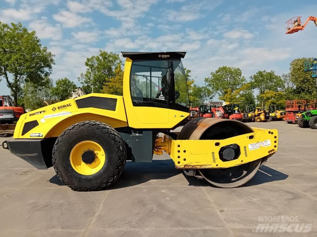 Bomag BW 213 D-5 Soil compactors