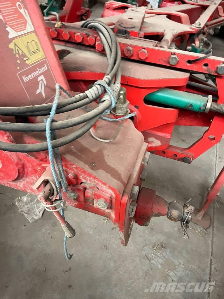Kverneland EG 100 Reversible ploughs