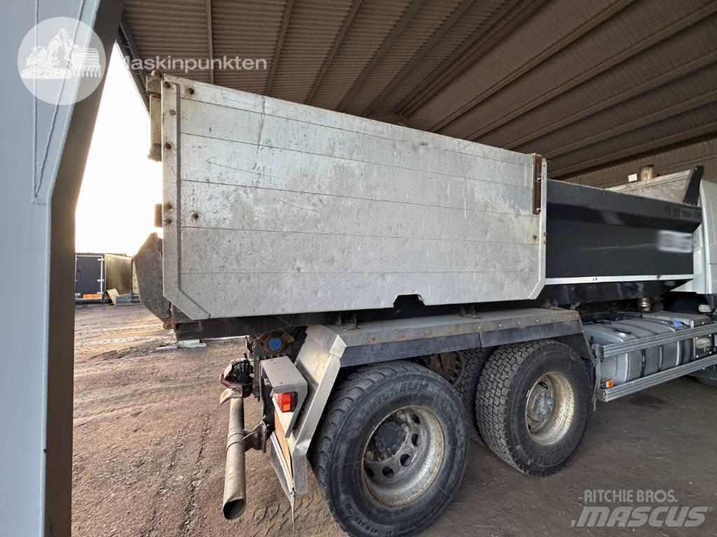 Volvo FMX 450 Tipper trucks