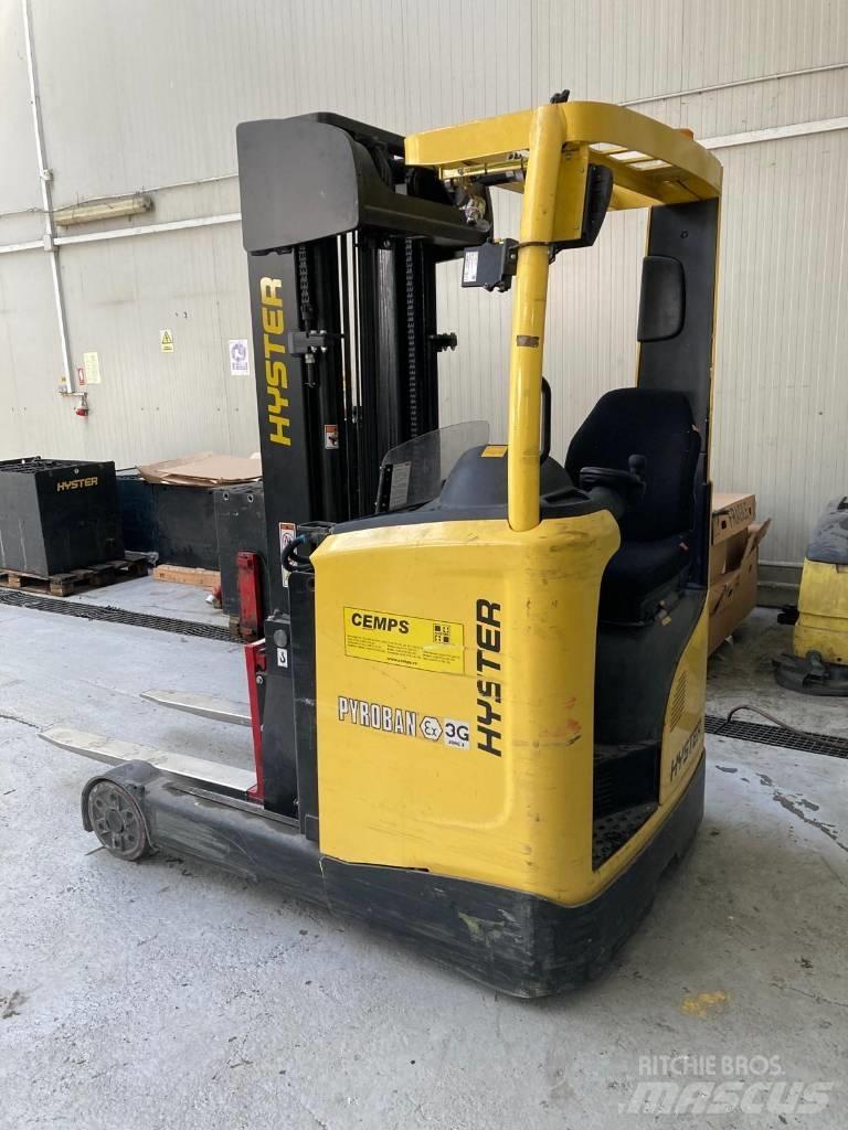 Hyster R 1.6 PYROBAN Reach truck