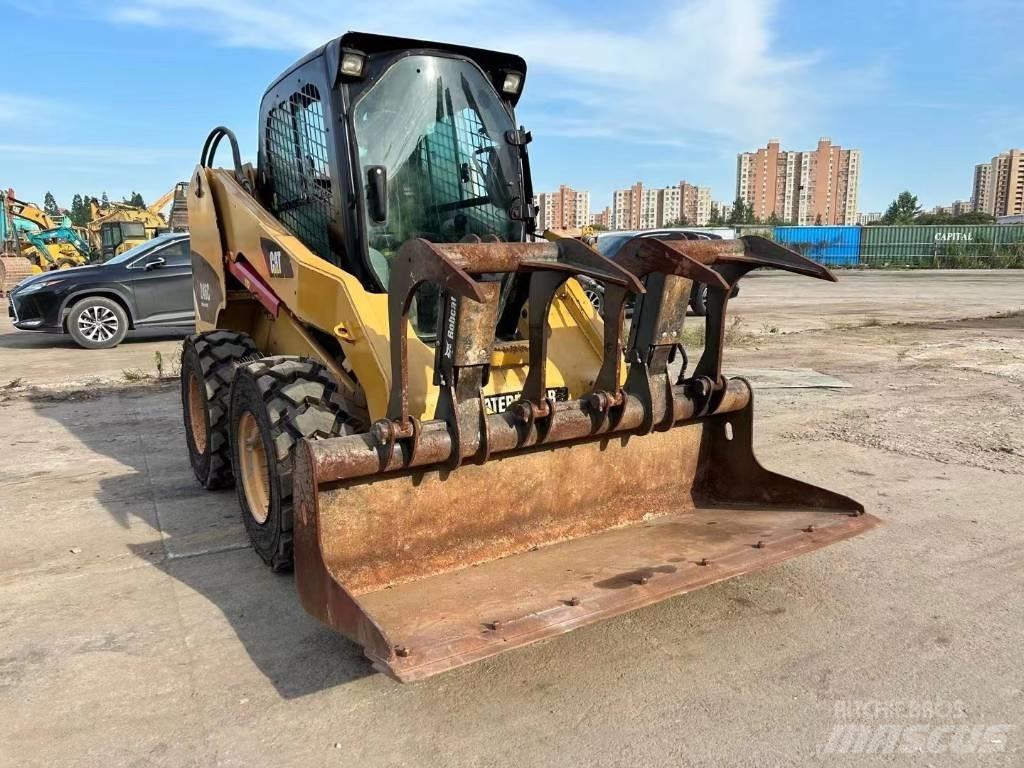 CAT 246 C Skid steer loaders