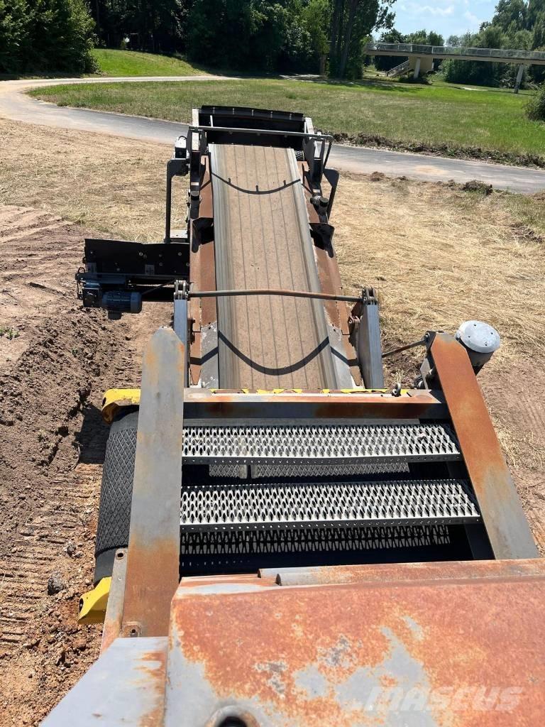 Rubble Master RM 70 Screeners