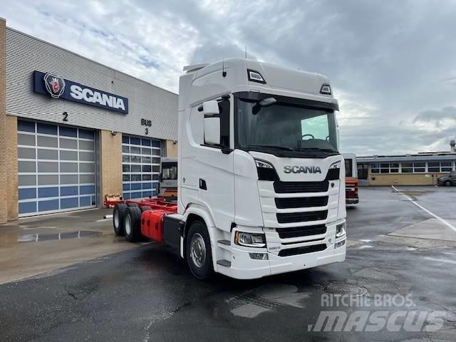 Scania S 590 Chassis Cab trucks