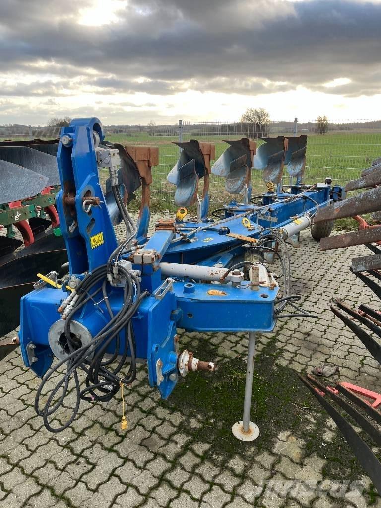  Øverum VF-EX 5975 Reversible ploughs